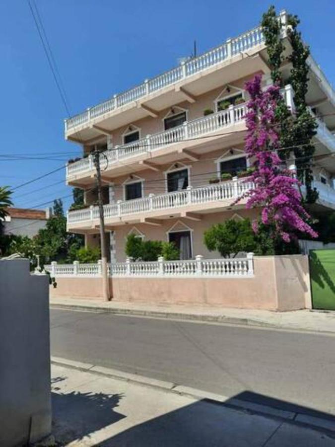 Vila Lika Dıraç Dış mekan fotoğraf