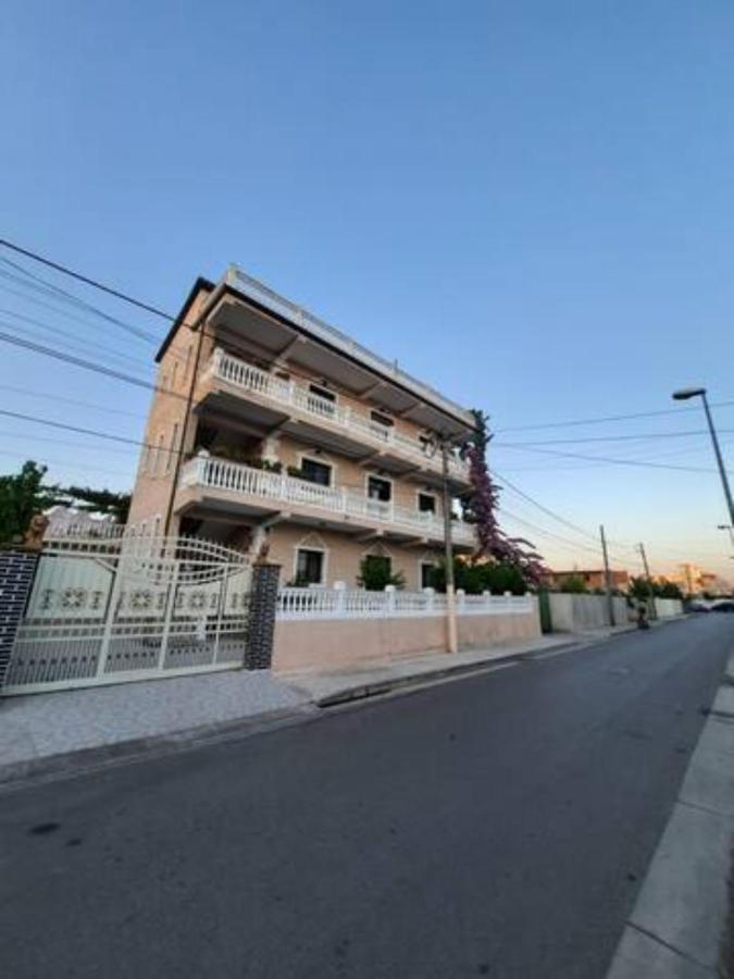 Vila Lika Dıraç Dış mekan fotoğraf